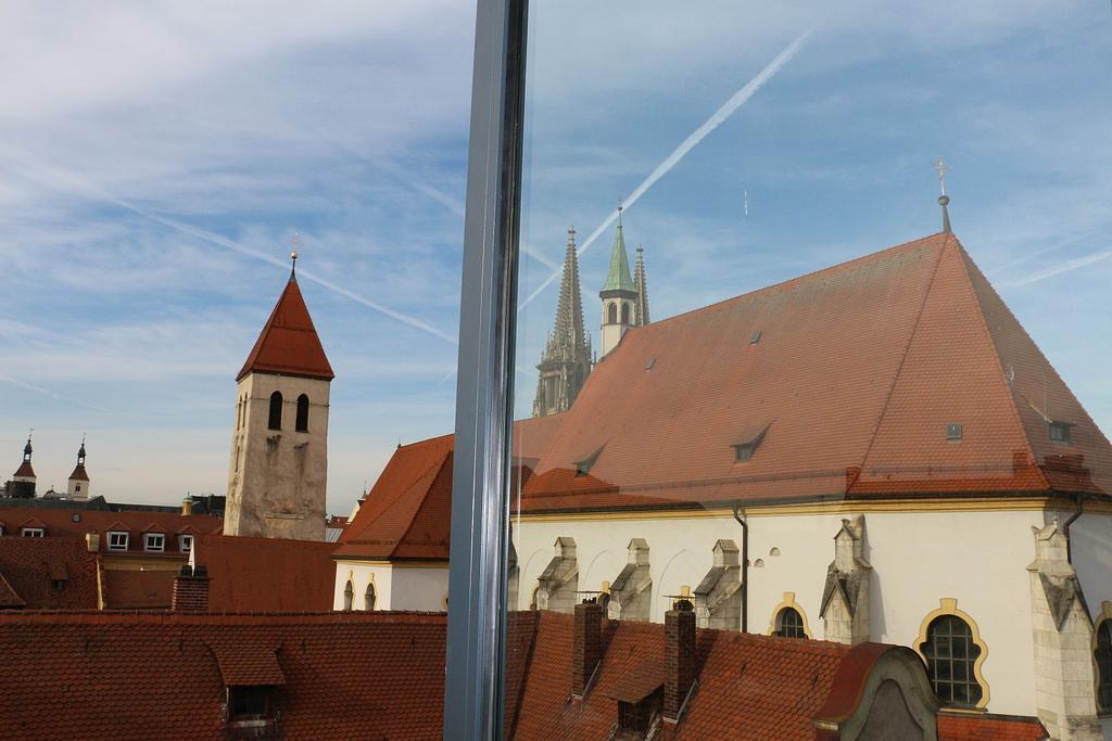 Ferienwohnung "Karmeliten Am Dom" Regensburg Buitenkant foto